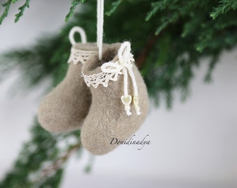 Beige wool shoes Valenki felted Xmas decorations. Home decor. Christmas gifts for him. Gifts for her. Eco friendly. OOAK Xmas items.