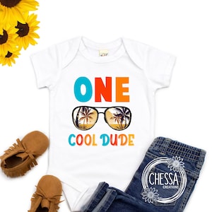 Chemise garçon 1er anniversaire, premier mec cool un an, Tshirt ou body pour garçon, noir, bleu sarcelle, orange, lunettes de soleil, plage, été