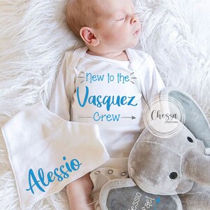 Nouveau panier-cadeau personnalisé pour baby shower, 3 pièces, éléphant, panier-cadeau personnalisé pour nouveau-né à monogramme bleu ciel, Chessa Creations