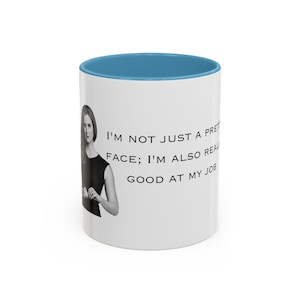 Donna Paulsen past bij Harvey Spectre, niet alleen een mooi gezicht cadeau-koffiemok, 11oz
