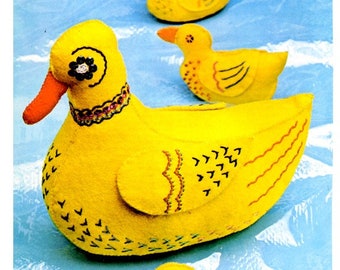 Super-Cute Vintage Felt  PDF Pattern for  7’’ Duck  & 2 1/2’’ Ducklings  Instant Download