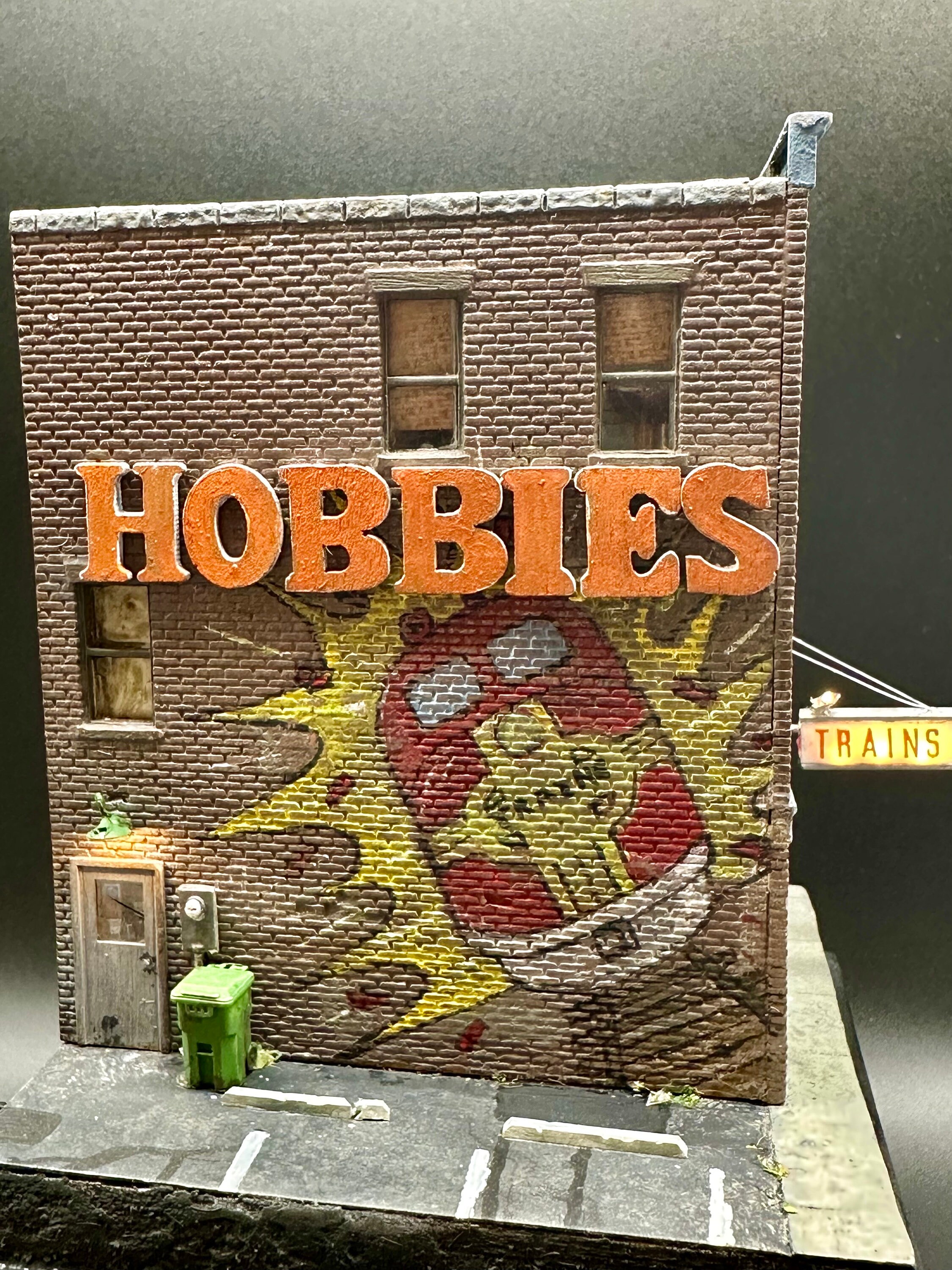 Diorma the Model Railroad Hobby Shop 1/87 Scale 3 Story Model Railroad