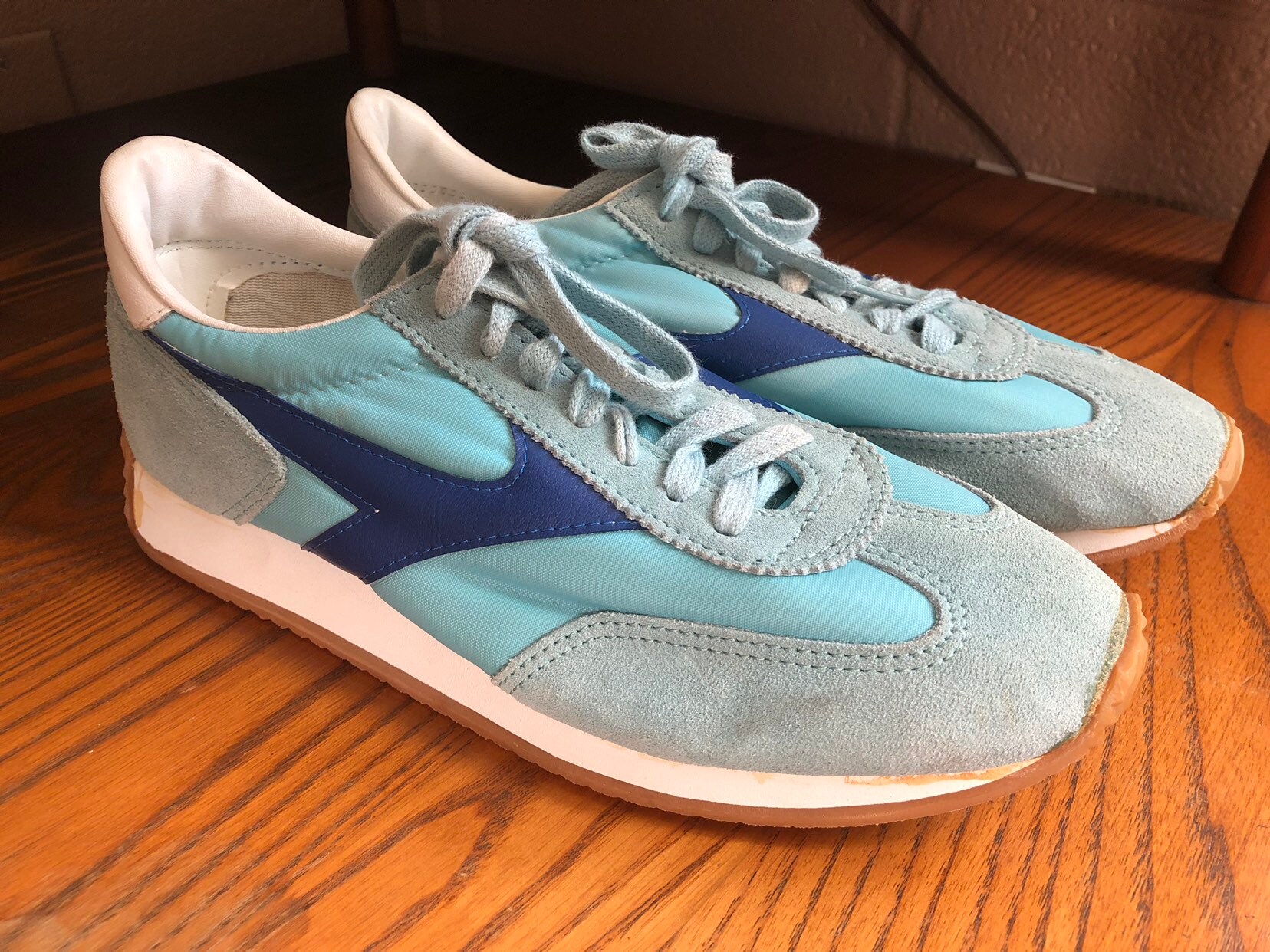 1980s tennis shoes