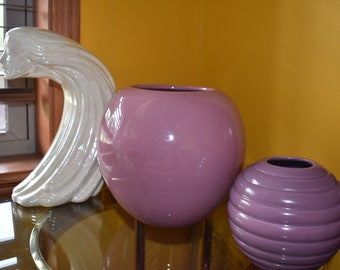 Vintage 1980s 80s dusty mauve rounded ceramic vase planter pot heavy postmodern Art Deco revival
