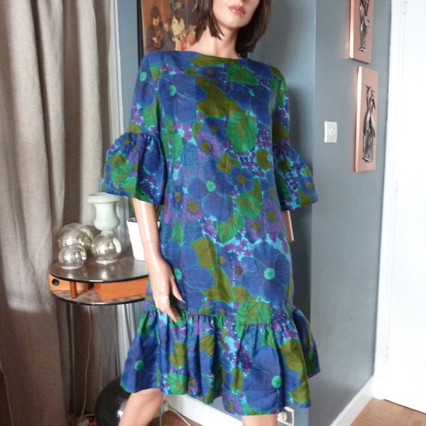 Vintage Floral Ruffled Dress Angel Sleeve Tiered Tent Dress Bell Flounce One of a Kind Handmade Emerald Green Silk 60s 70s