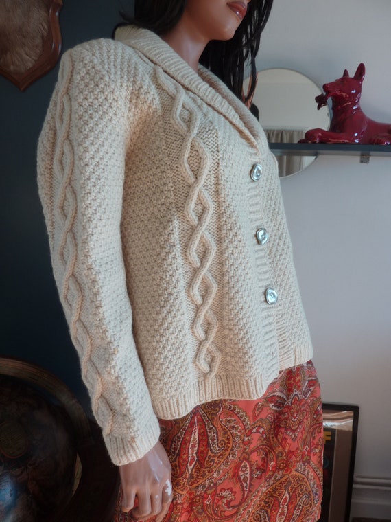 Hand Made Aran Knit Cardigan Beige Ivory Oversize… - image 8