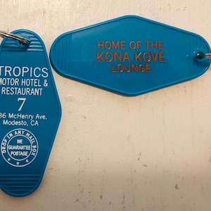 TROPICS HOTEL keytag