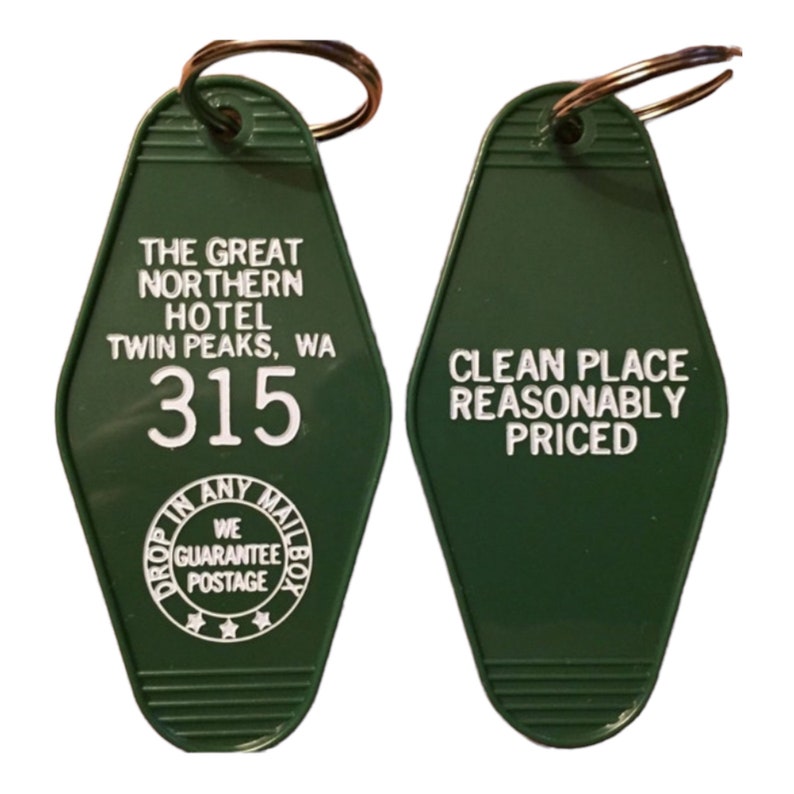 Green with white printed 'Twin Peaks' Inspired 'GREAT NORTHERN hotel keychain 