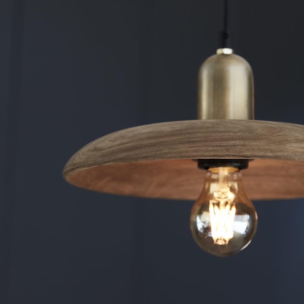 Lampe à suspension en bois de manguier au look scandinave