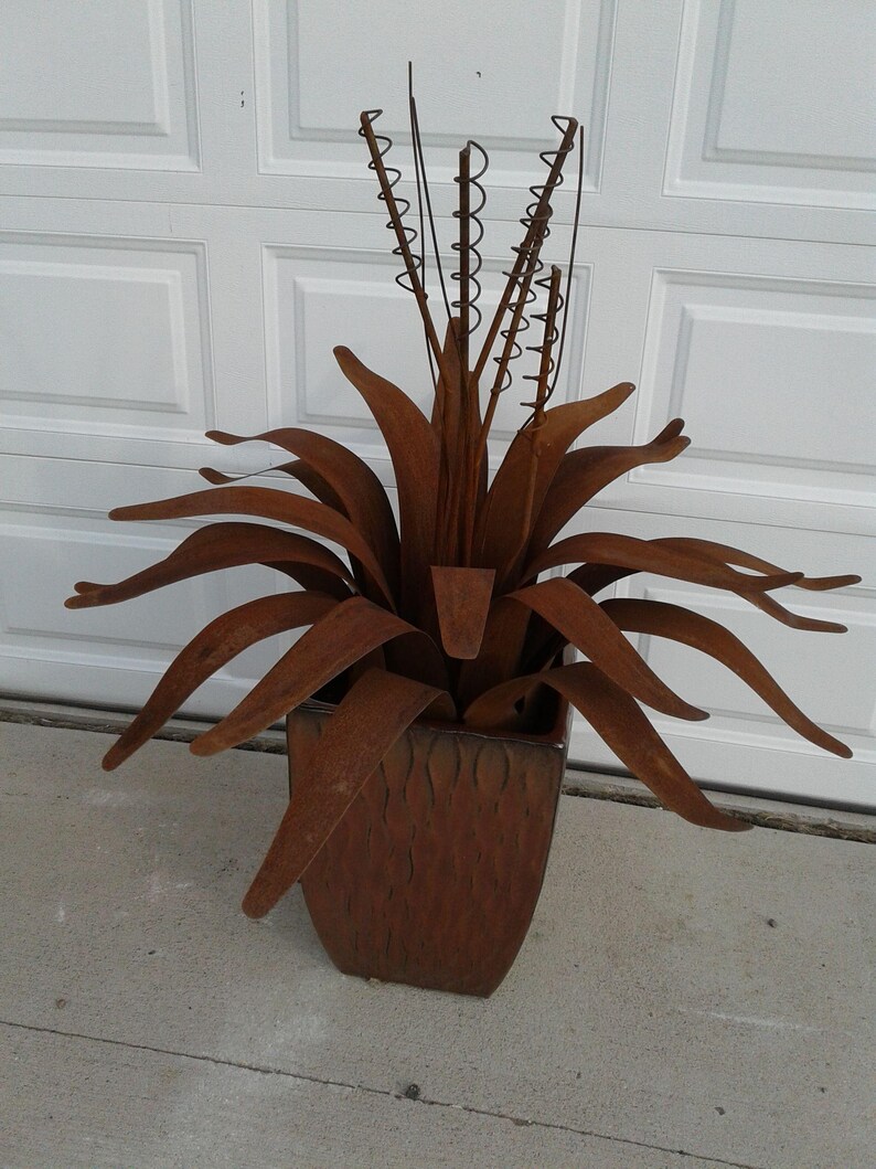 Flower Metal Agave Plant Rust Patina Etsy