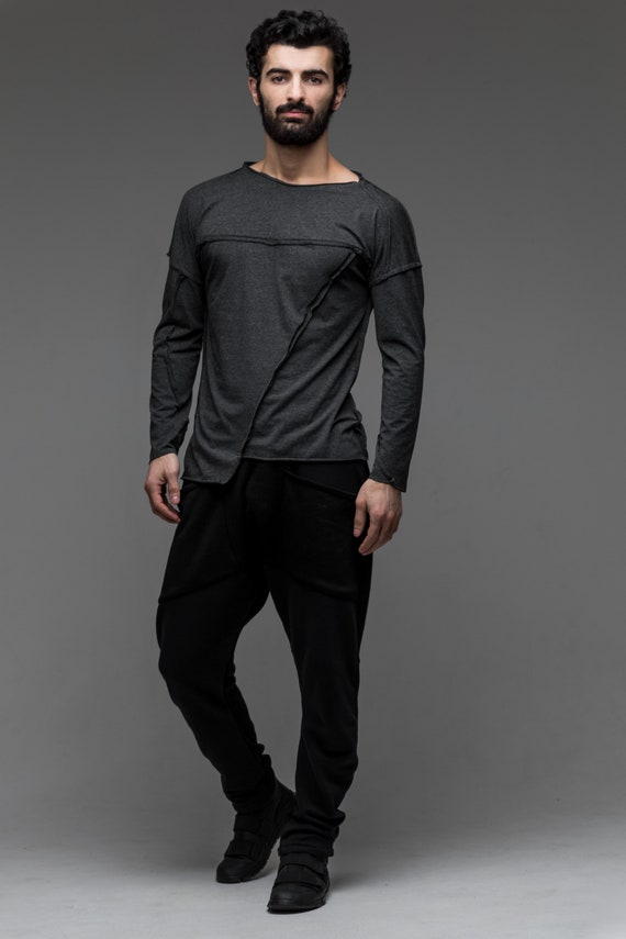Cavalier futuriste gris pour homme, Sweat asymétrique, cyber goth vêtements, pull triangle, streetwear apocalyptique, chemise à manches longues A0098 Cavalier futuriste gris pour homme, Sweat asymétrique, cyber goth vêtements, pull triangle, streetwear apocalyptique, chemise à manches longues A0098