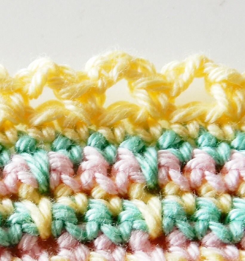 Crochet Potholder Pattern, PDF Download, Easy Instructions for 3 Colors