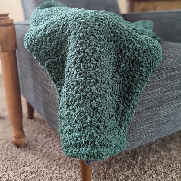 Bernat Blanket Yarn That Turns Your Living Room Into a Cozy Paradise