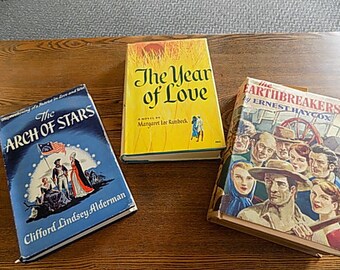 3 Vintage Retro Books - Romance - Cool Covers