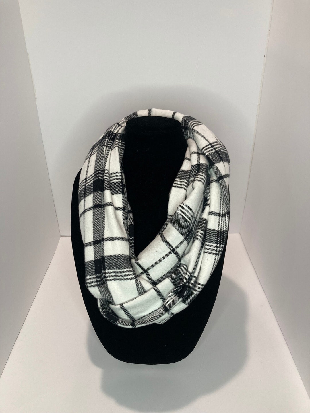 Infinity Scarf With Zipper Pocket. White and Black Plaid Etsy