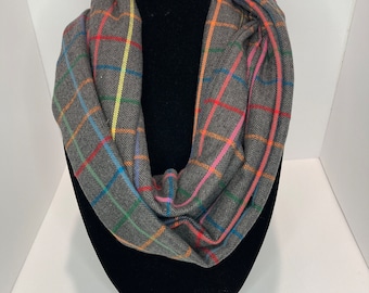 Infinity Scarf with Zipper Pocket.  Grey & multicolored plaid