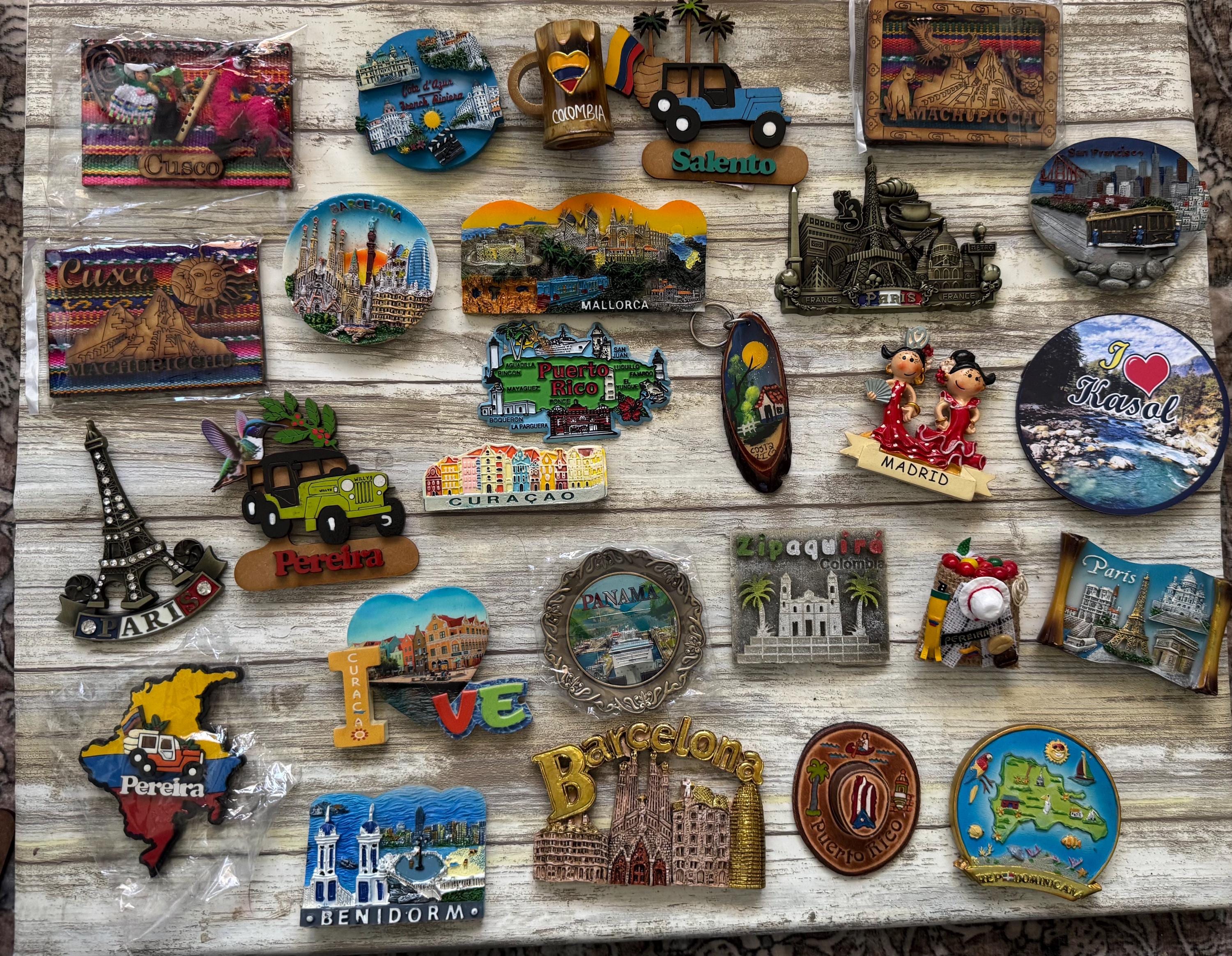 Souvenir Travel Magnet - Etsy