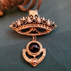 Vintage Victorian Fringe Tiara Drop Pendant Crown Spilla Pin by Premier Designs 1985