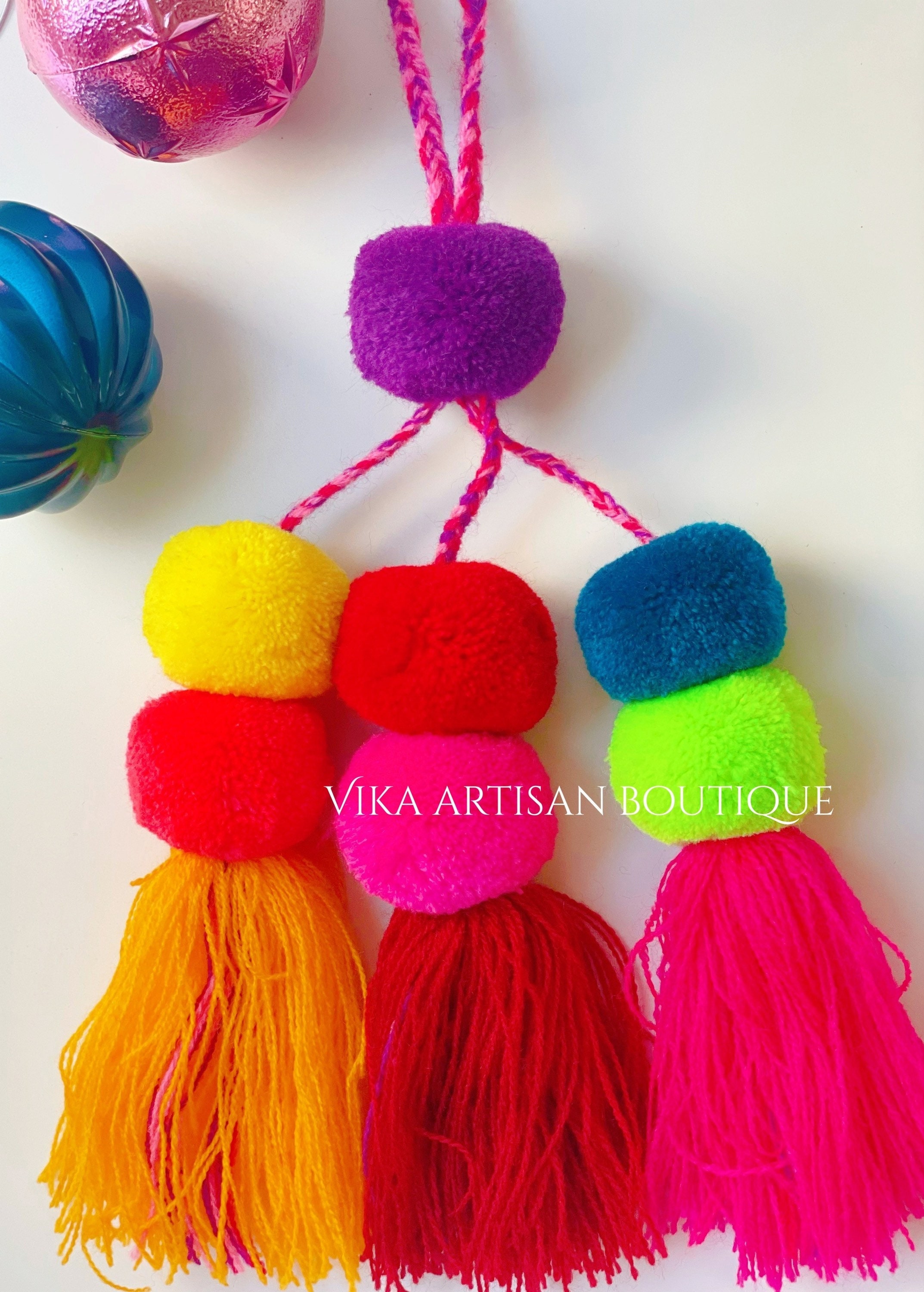 Multicolor Tassel Pom Poms for Bags Stacked Tassel Tie On-rear View ...