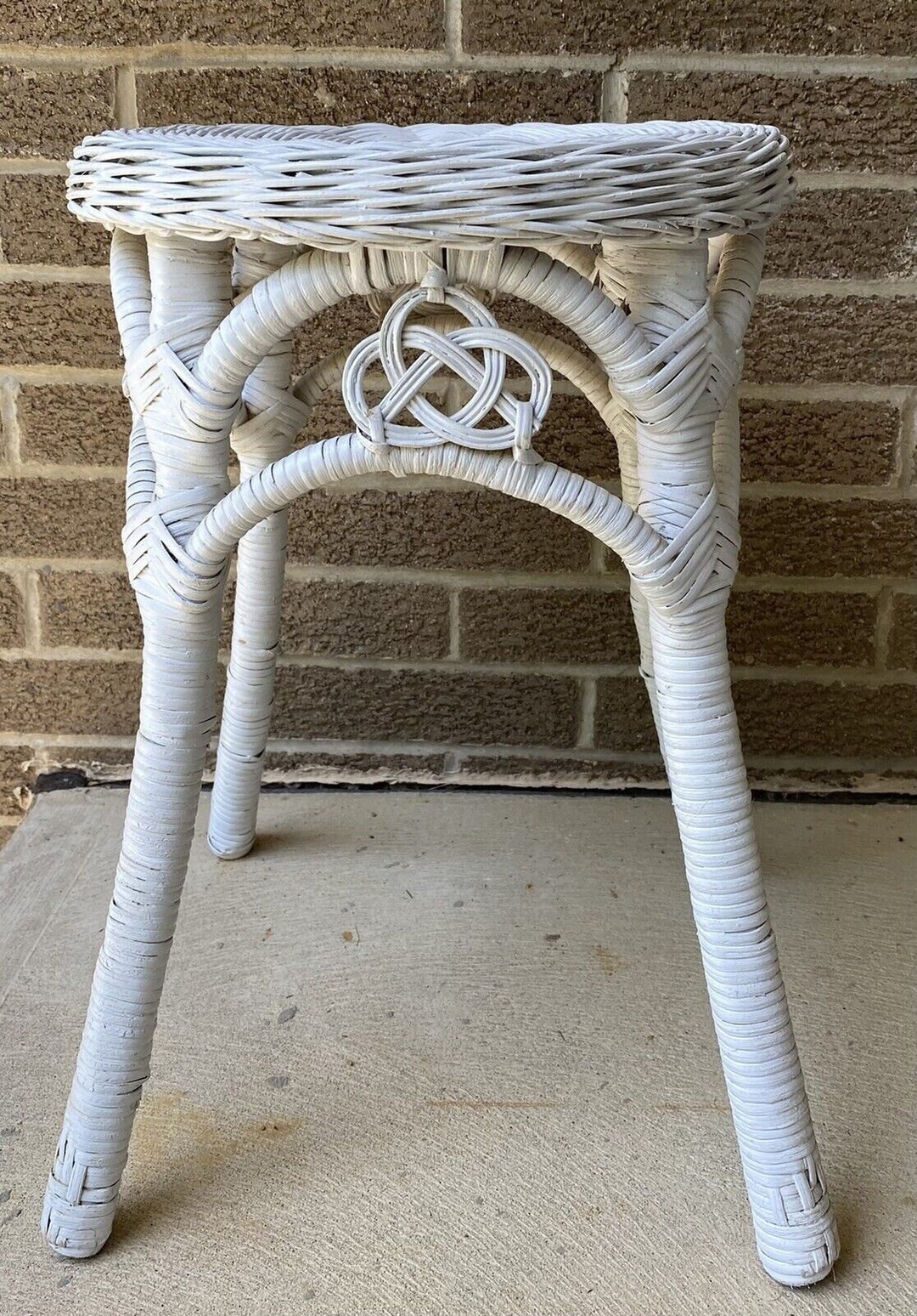 VINTAGE Mid Century White Wicker Vanity Stool Etsy