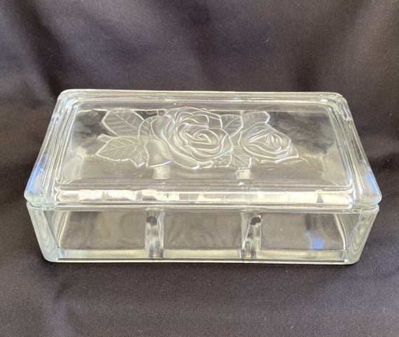 Vintage Engraved Rose Clear Glass Trinket Box Jew… - image 1