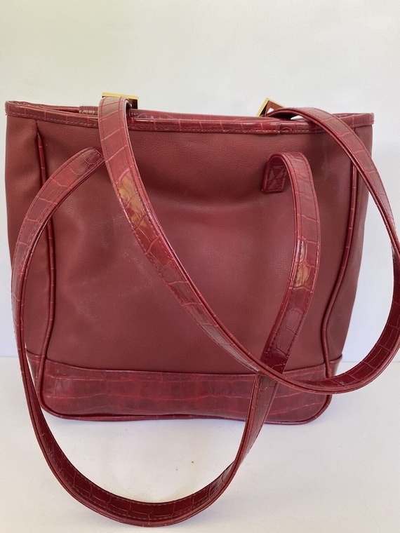 Vintage Red Vinyl PVC tote purse w/ Crocodile Emb… - image 2