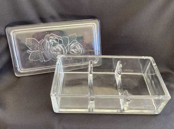Vintage Engraved Rose Clear Glass Trinket Box Jew… - image 3