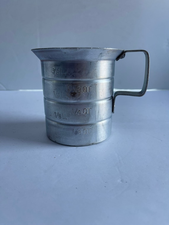 Aluminum Measuring Cup Vintage Quart or Liter Kitchen Utensil Vintage  Kitchen Decor Kitchen Decoration Measuring Cup With Handle 