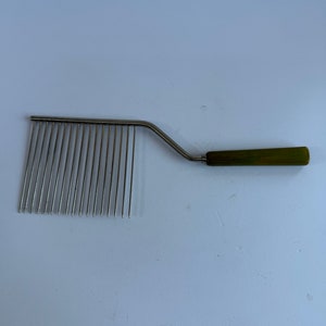 Hostess Cake Breaker - Kitchen Utensil - Vintage Cake Cutter - Vintage Baking Tool - Serving Tool - Pastry Cutter - Gift for Bakers