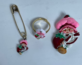 Vintage Strawberry Shortcake Jewelry Lot - Kids Jewelry - Pendant, Pin, Ring - 1980s Kids - Adjustable Ring - Vintage Children's Lot