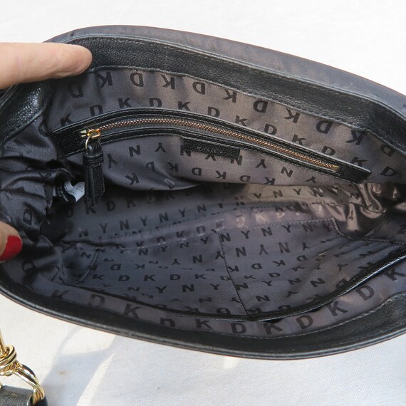 DKNY Black Leather Cross Body Bag/Soft Pebbled Leathe… Gem