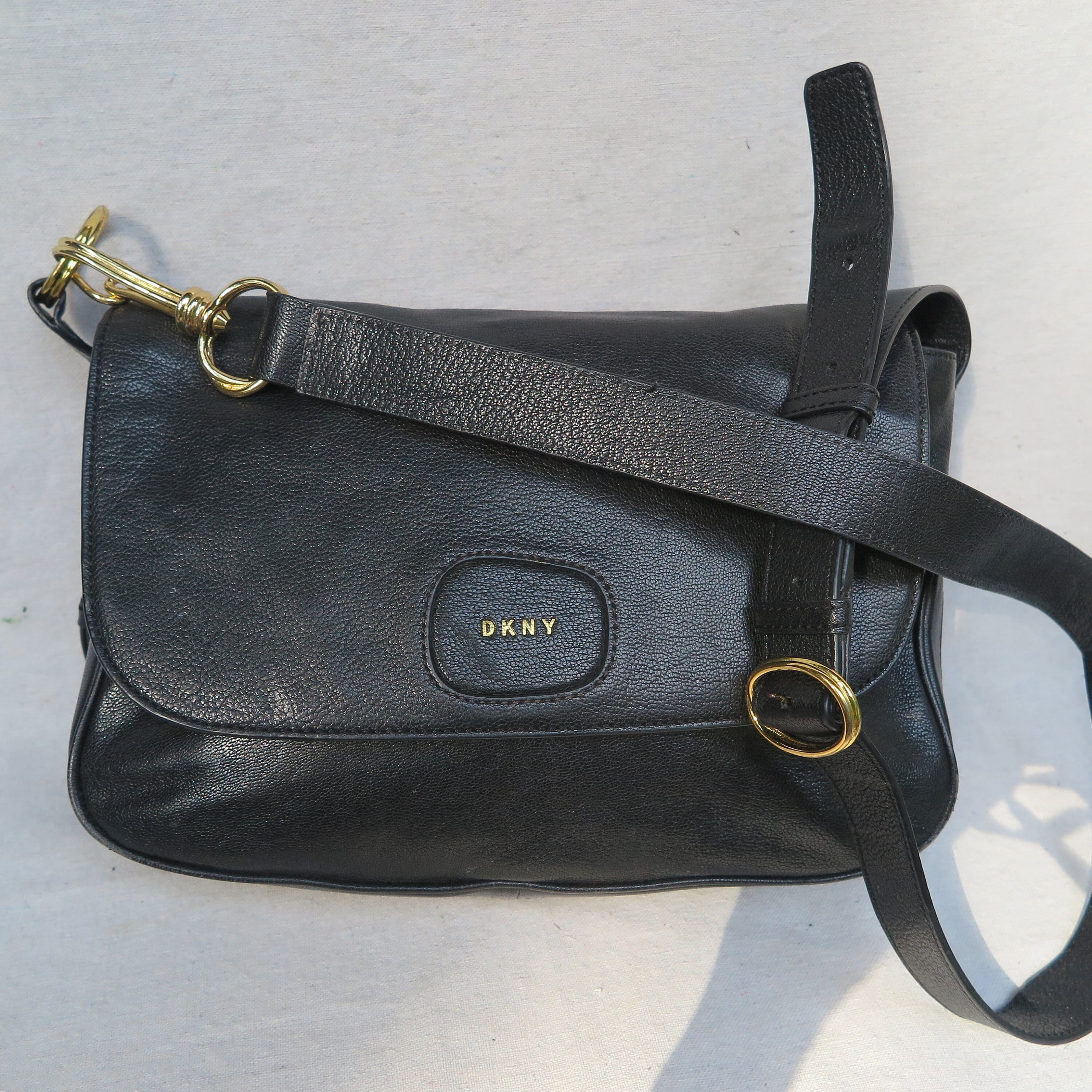 DKNY Black Leather Cross Body Bag soft Pebbled Leather Body lux
