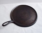 Griswold No 9 Griddle with Large Logo 609 Cast Iron Cookware Stove Top Cookware Made in The USA