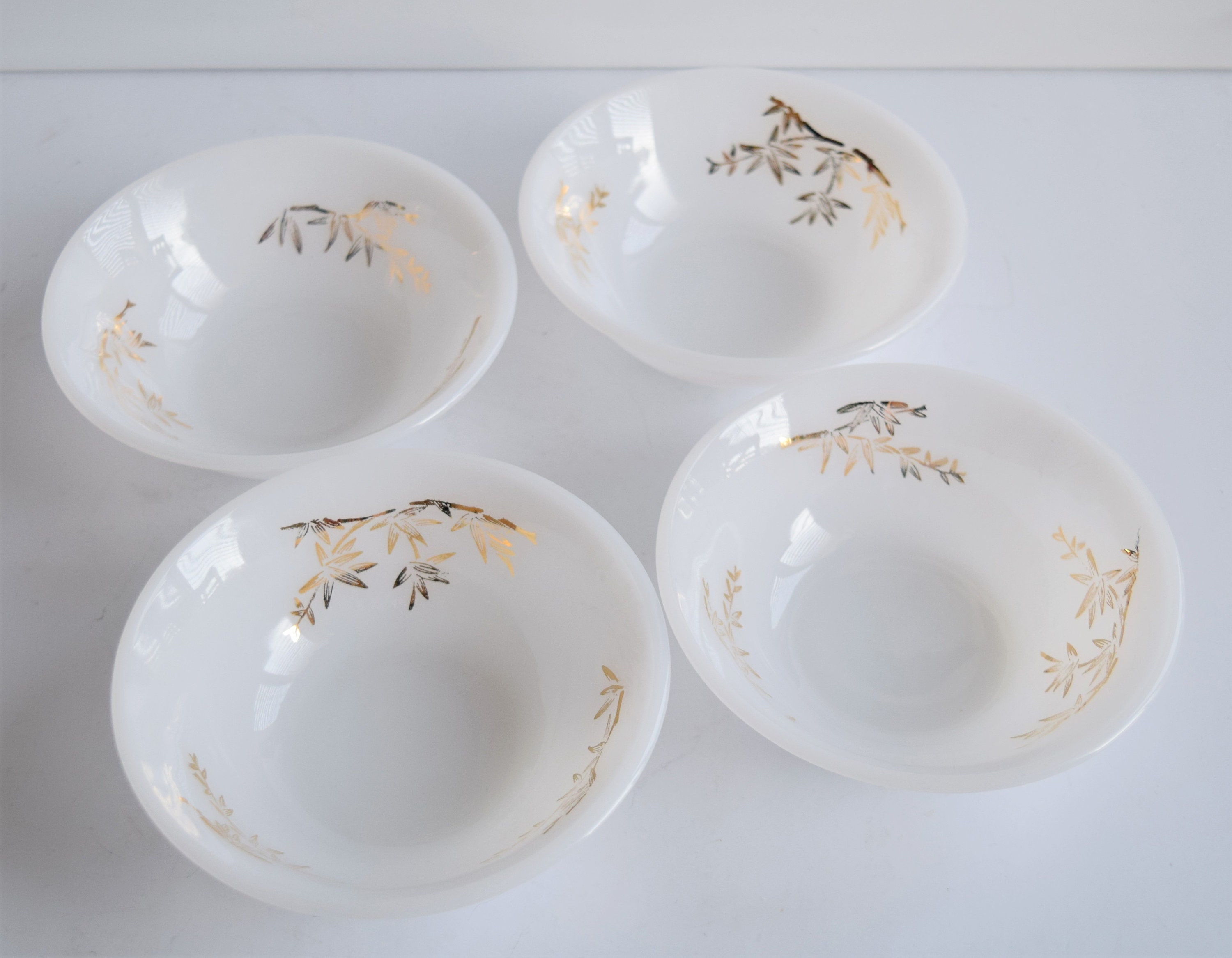 Set of 20 Federal Golden Glory Milk Glass Dinnerware 4 Place 