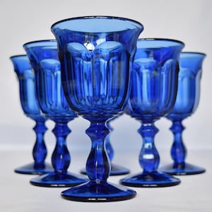 Set of 6 Old Williamsburg Blue Wine Goblets Glasses 5-1/4" tall