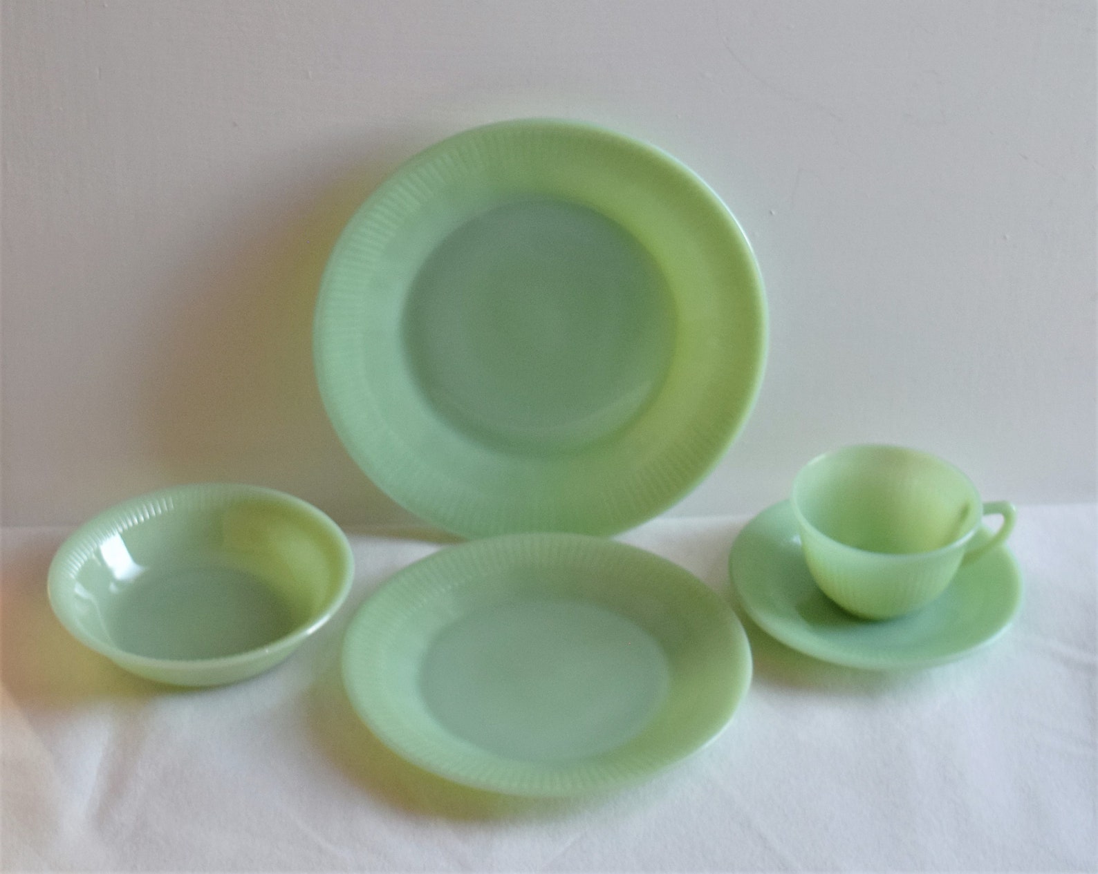 Fire King Jadeite Dinnerware Set of 5 Pieces/ 1 Table Place Etsy