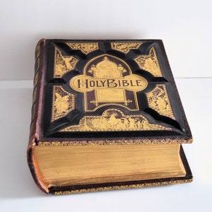 Antique Pictorial Family Bible - Etsy
