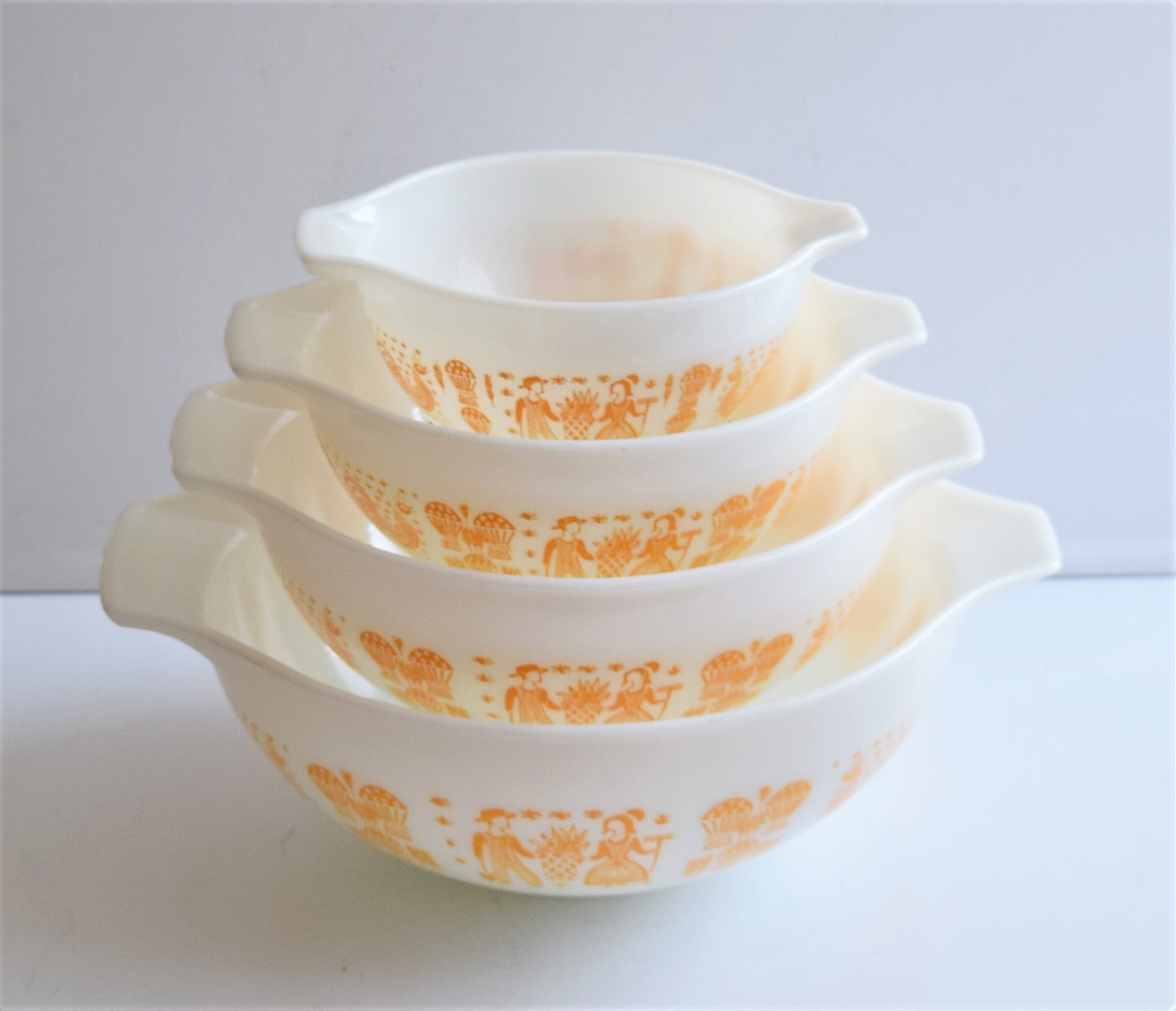 RARE Set of 4 Orange or Pumpkin Pyrex Amish Butterprint
