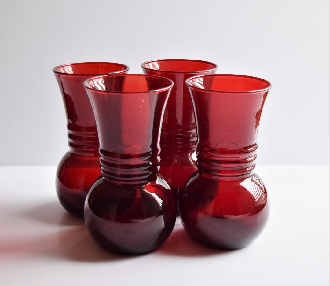 Set of 4 Ruby Red Glass Vases Vintage Wedding Table Décor Table ...