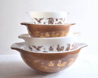 Pyrex Early American Cinderella Bowls Set of 4