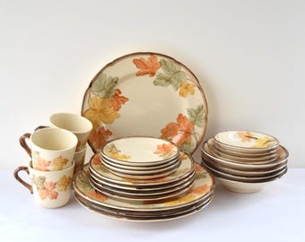 Set of 24-piece Franciscan October Dinnerware 4-place Settings