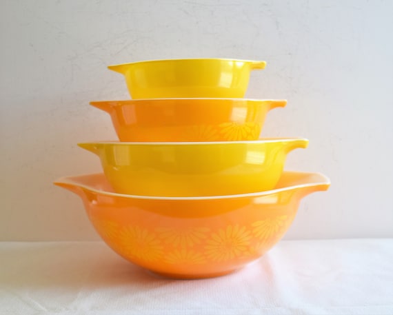 Set of 4 Pyrex Sunflower Cinderella Mixing Bowls Etsy Canada