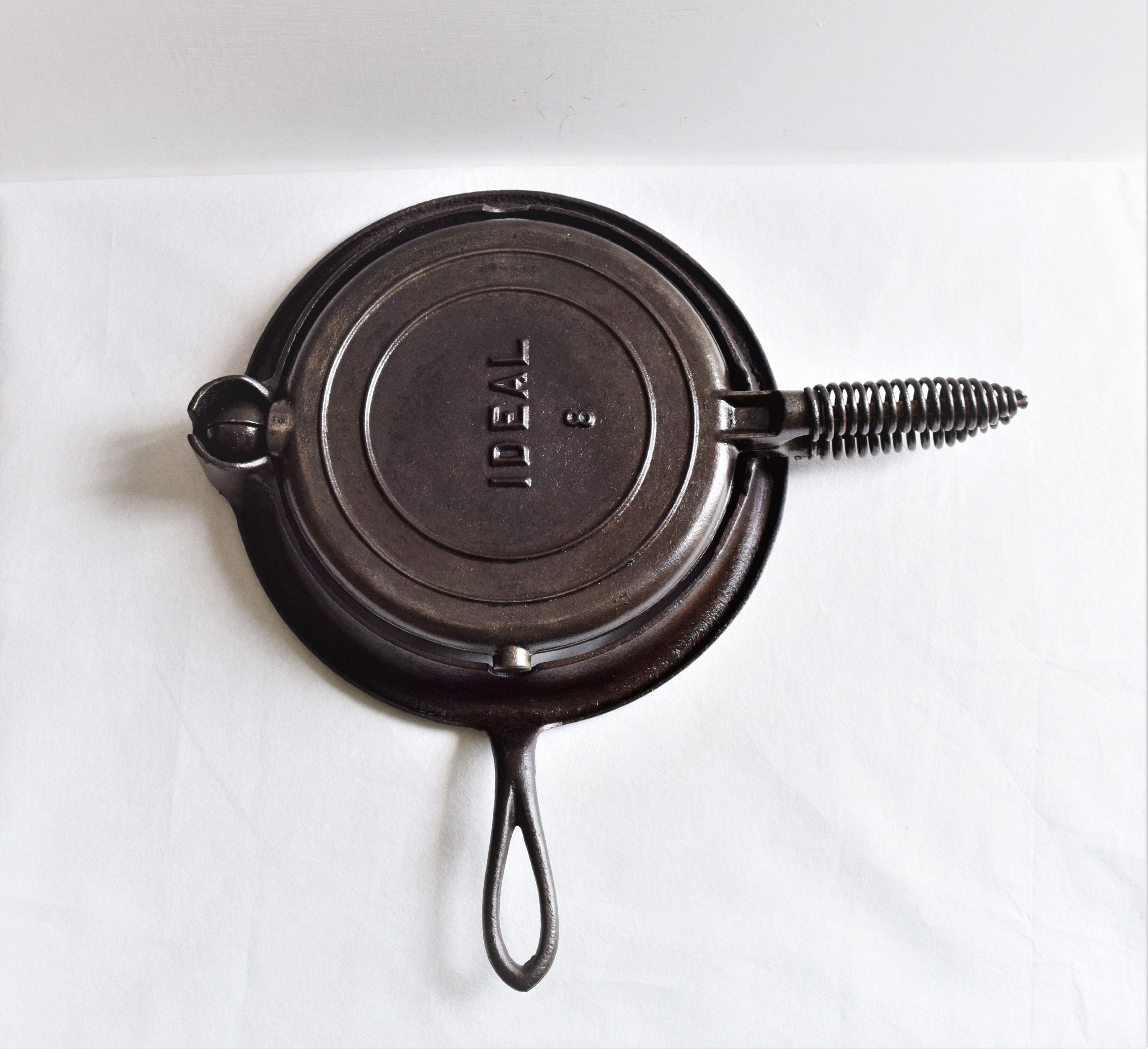 antique cast iron waffle iron