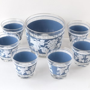 Set of 7-piece Hazel Atlas White Grapes Short Glasses and A Ice Bucket