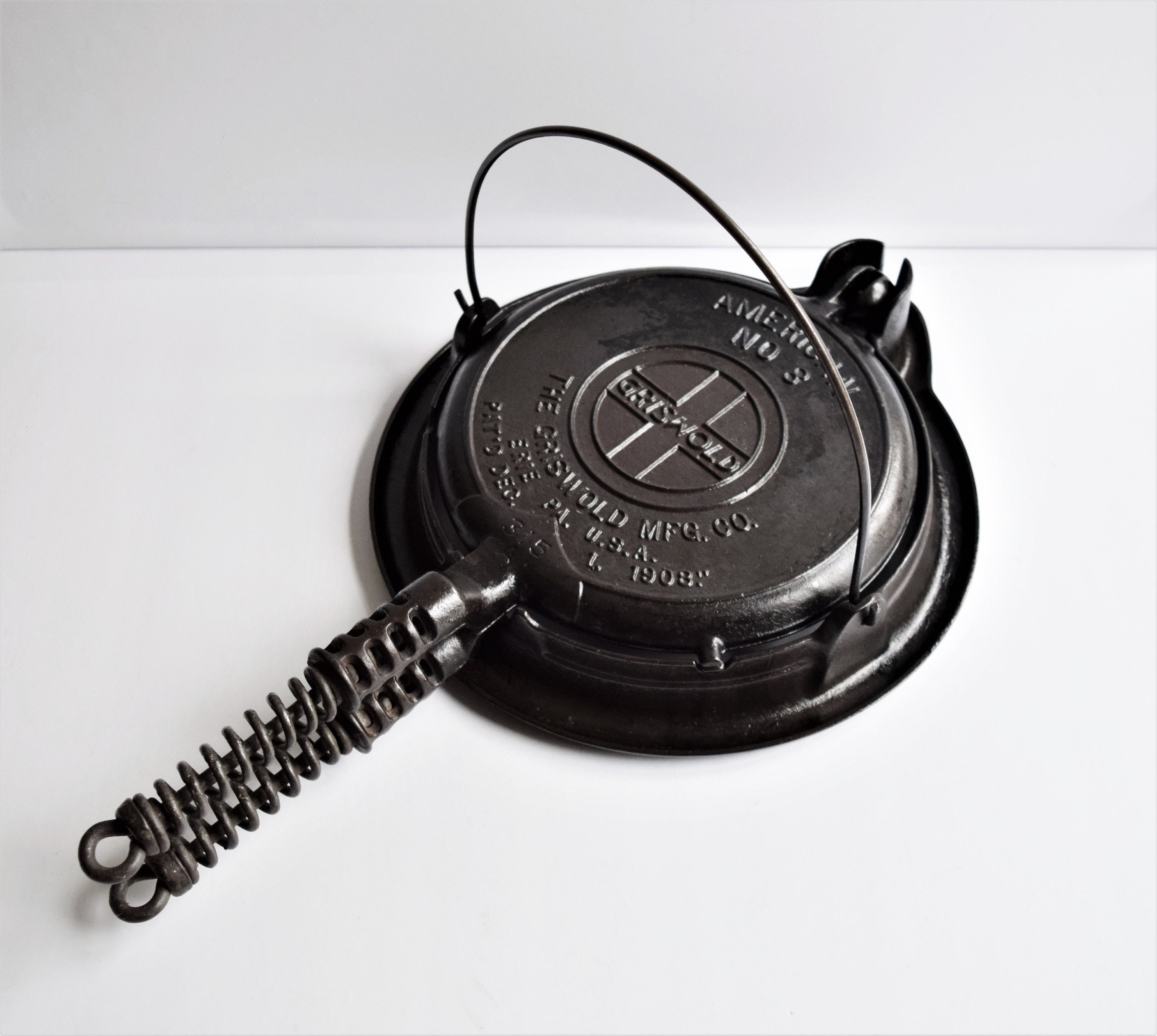 griswold waffle iron