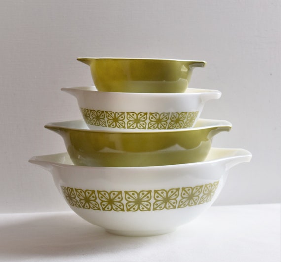 Green pyrex bowl best sale set