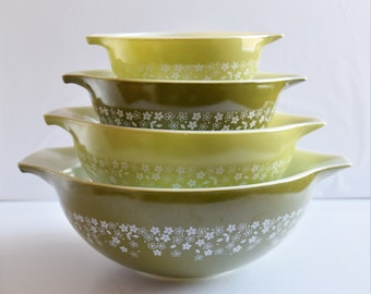 Set von 4 Pyrex Spring Blossom Cinderella Rührschüsseln