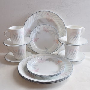 Corelle &quot;Pink Trio&quot; Dinnerware 16 Pieces by Corning/ Vintage Corelle by corning Dinnerware/Table 4 Place Settings