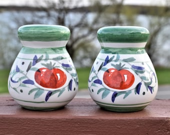 Free Shipping Ceramic Salt and Pepper Shakers/