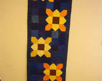 Handgemachter Sunflower Patchwork Tischläufer